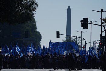 Más de 2.800 fallecidos seguían