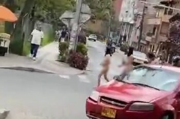 Dos mujeres y un hombre