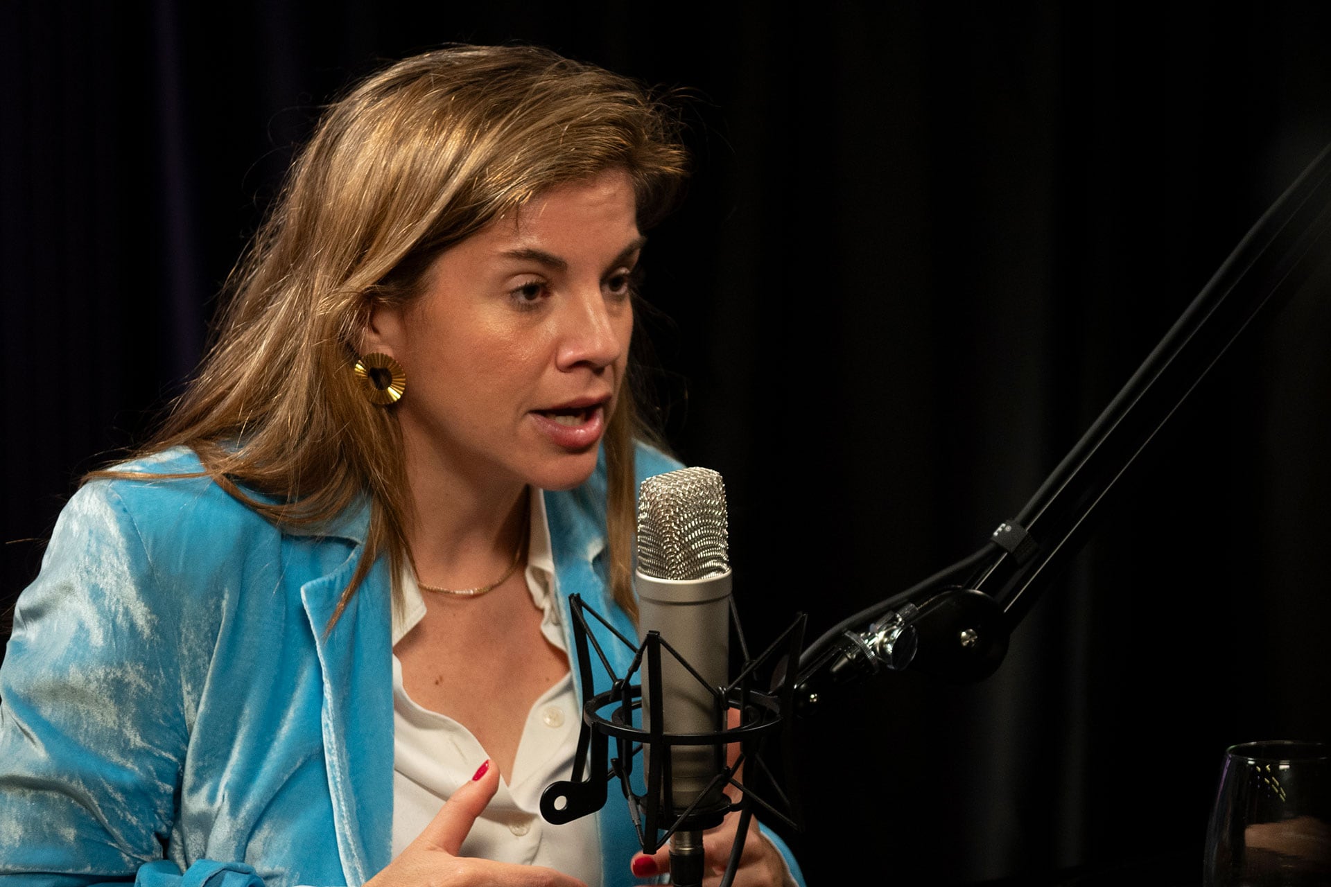 Los 14 hábitos que pueden molestar a los adultos mayores, según una experta