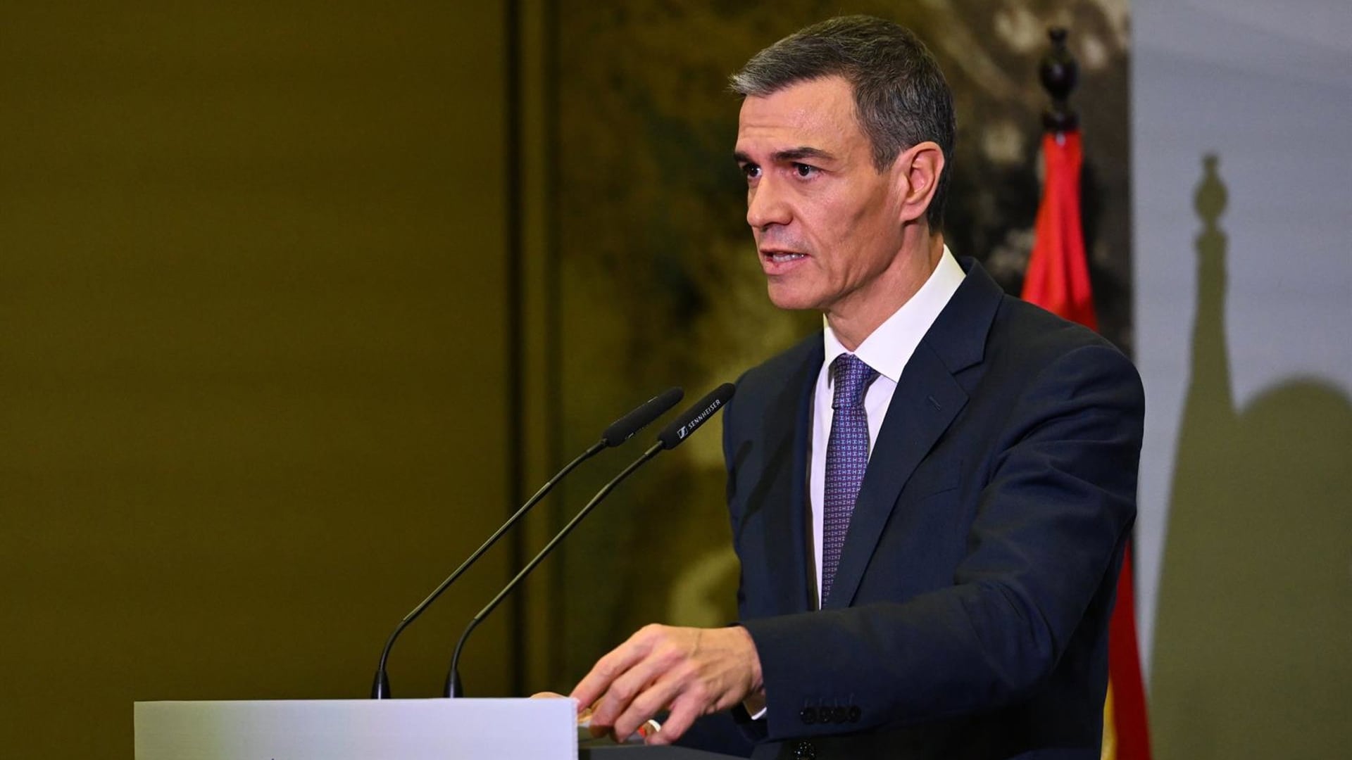 El presidente del Gobierno, Pedro Sánchez, durante su asistencia a la segunda jornada de la cumbre del G-20, a 22 de noviembre de 2025, en Johannesburgo (Sudáfrica). (Pool Moncloa/Borja Puig de la Bellacasa)