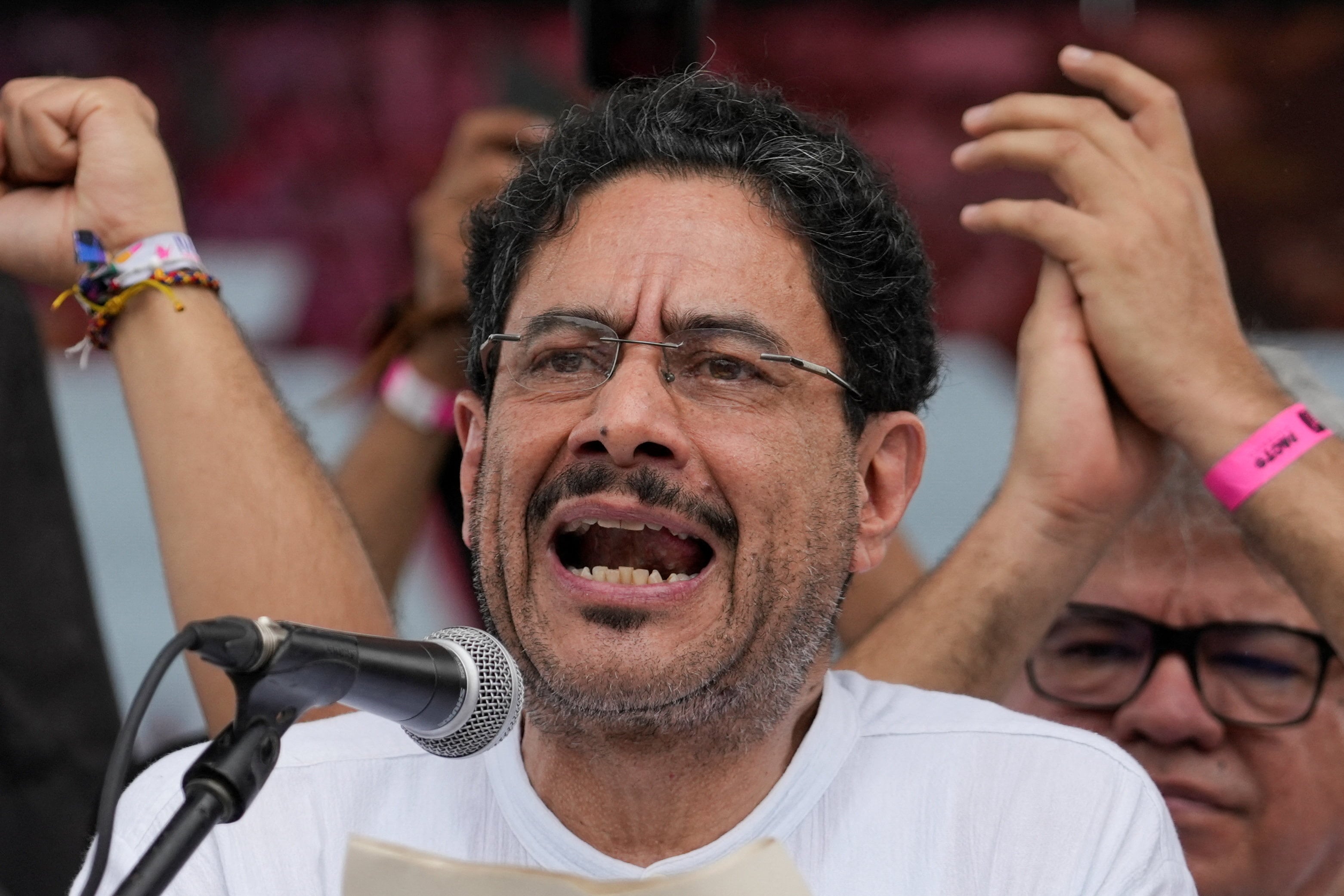 Iván Cepeda pidió a los dirigentes del movimiento evitar que las diferencias personales terminen afectando los objetivos políticos de la colectividad - crédito Charlie Cordero/Reuters