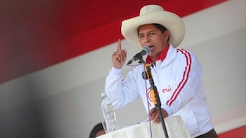 Pedro Castillo asegura que es un maestro que no ha venido a enlodarse en temas de corrupción.