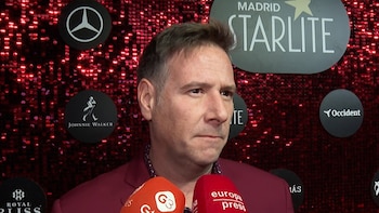 Carlos Latre le muestra todo