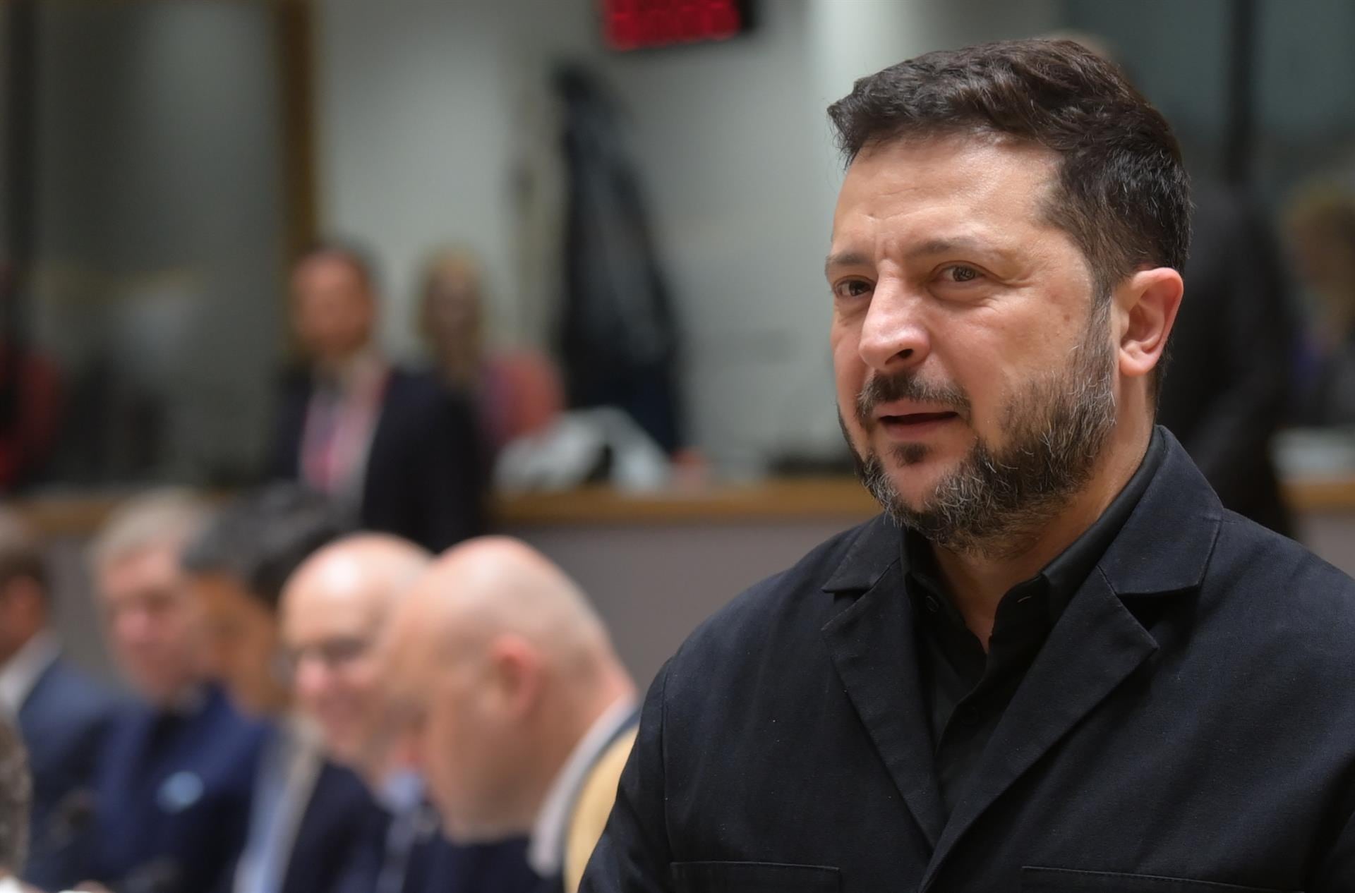 Zelenski tacha de "injusto" el alivio de sanciones a Rusia aunque se mantiene abierto a reunirse con Putin