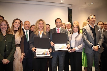 El encuentro entre la ministra Natalia López, el vicepresidente José Manuel Restrepo y representantes de Aliadas sirvió para analizar los retos que aún persisten para avanzar hacia un mercado laboral más incluyente y con mayores oportunidades para todos - crédito Ministerio del Trabajo