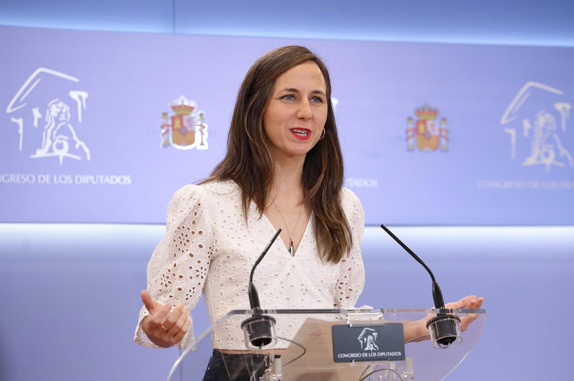 La portavoz de Podemos en el Congreso, Ione Belarra, durante una rueda de prensa. (Marta Fernández - Europa Press)
