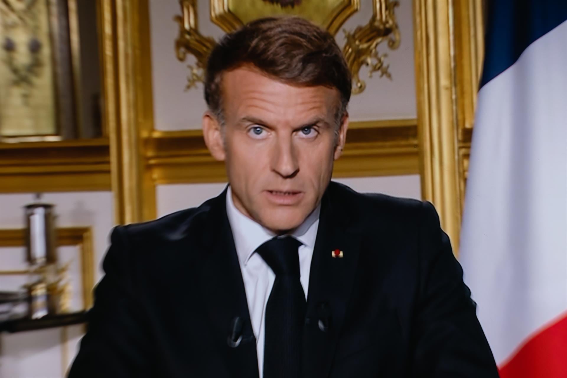 Macron anuncia la prohibición de las manifestaciones convocadas "sin legitimidad" en toda Francia