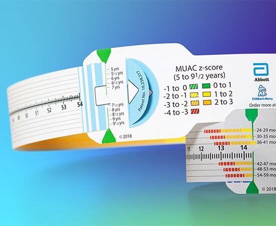 Esta sencilla herramienta de Abbott permite evaluar de forma rápida y económica el estado nutricional de niños entre los 2 meses y los 18 años, facilitando la detección temprana de la malnutrición - crédito Abbott