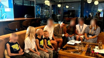 Un juez argentino viajó a Kiev para documentar el secuestro de niños ucranianos por parte de Rusia