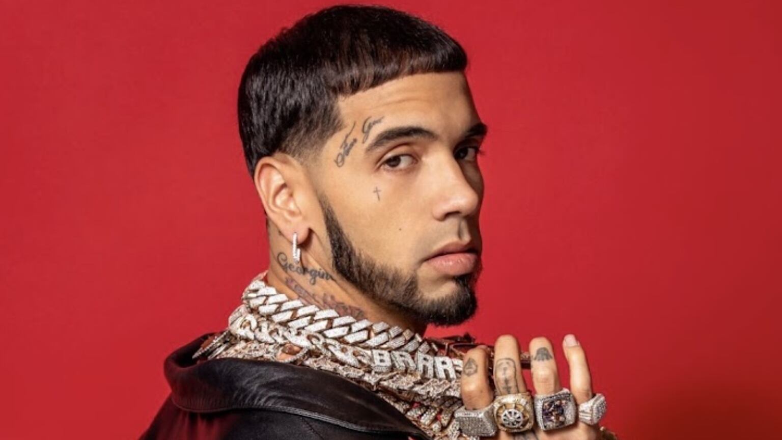 Anuel AA regresa a Perú para ser parte de festival de reggaeton.