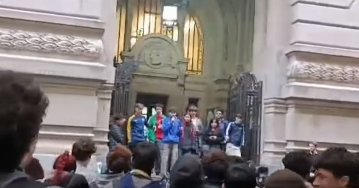 Examedia — Eduardo Feinmann volvió a cuestionar la toma de colegios en · Examedia