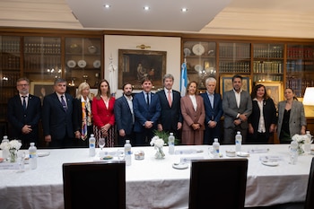 El ministro Mahiques, el secretario de Justicia, Santiago Viola, con las autoridades de la Asociación de Magistrados