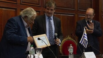 Por apoyar el proceso de