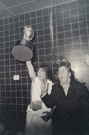 Junto al Loco Gatti en