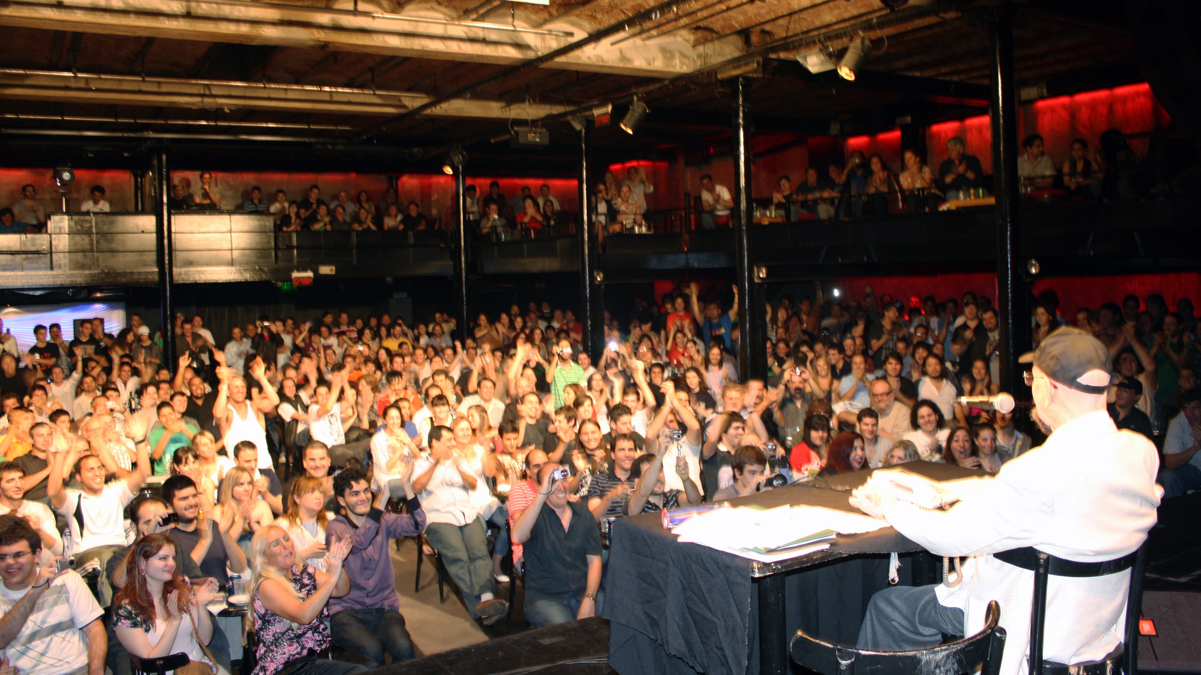 El Doctor Tangalanga se despidió del público en una última función en en La Trastienda a sus 94 años