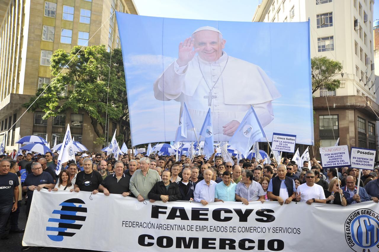 Armando Cavalieri, líder del Sindicato de Comercio, en la marcha de la CGT