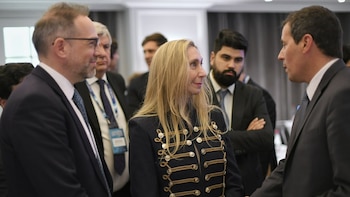 Karina Milei encabezó una ronda de negocios en Francia para impulsar exportaciones de langostinos y vieiras