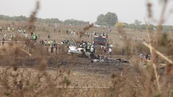 Mueren las 32 personas a bordo de un avión militar que se ha estrellado en el sureste de Nigeria