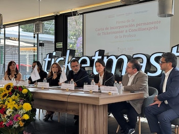 El Procurador Federal del Consumidor,