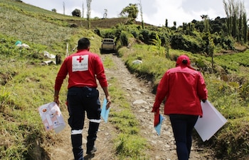 Desde el primer momento los equipos de la Cruz Roja Panameña indicaron que recorrieron las áreas afectadas. (Cruz Roja)