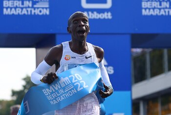 Eliud Kipchoge conquistó el primer