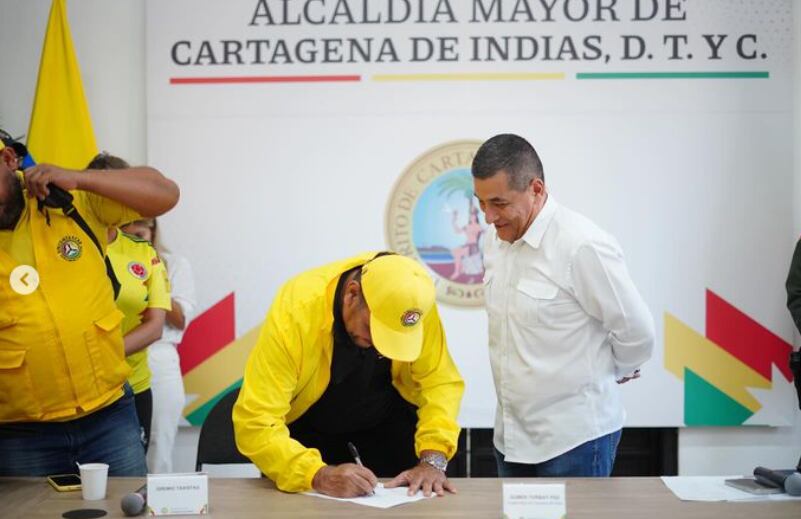 Dumek Turbay se reunió con los líderes del gremio de taxistas en Cartagena - crédito Alcaldía de Cartagena
