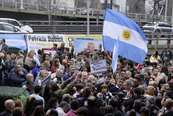Postal del acto organizado en