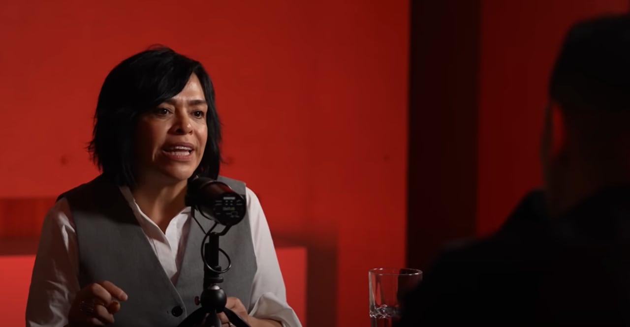 Anabel Hernández participó en el podcast Criminalmente. (Captura de pantalla)