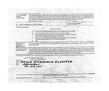 También deberá presentarse ante la