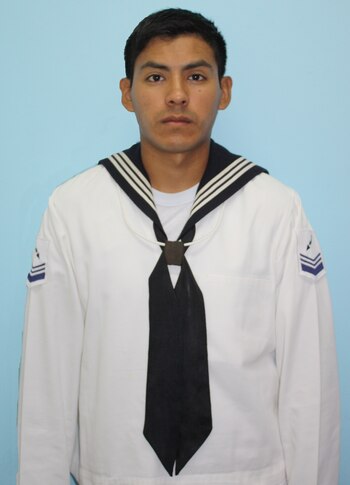 Fue ascendido a Suboficial Segundo