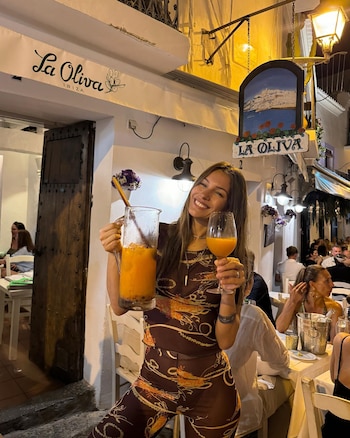 Pampita disfrutó de la noche