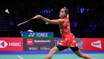 Carolina Marín cae en la