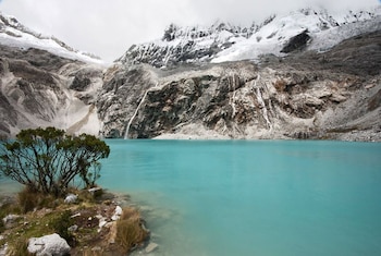 07/02/2023 Lago glaciar en el