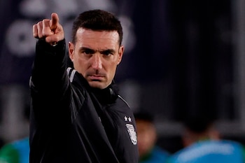 Lionel Scaloni, con casi todo