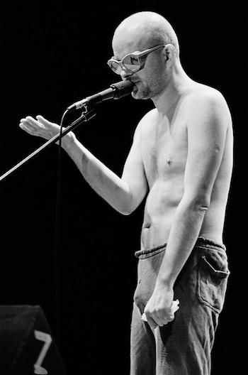 El italiano Luca Prodan, líder