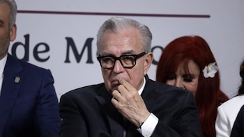 El Congreso de Sinaloa avala la segunda petición del gobernador mexicano Rubén Rocha para dejar su cargo
