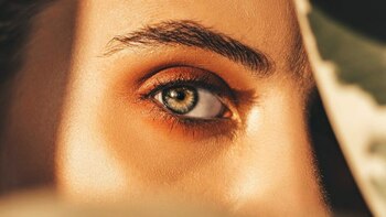 Die Farbe deiner Augen zeigt,