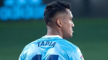 Renato Tapia llegó a Balaídos