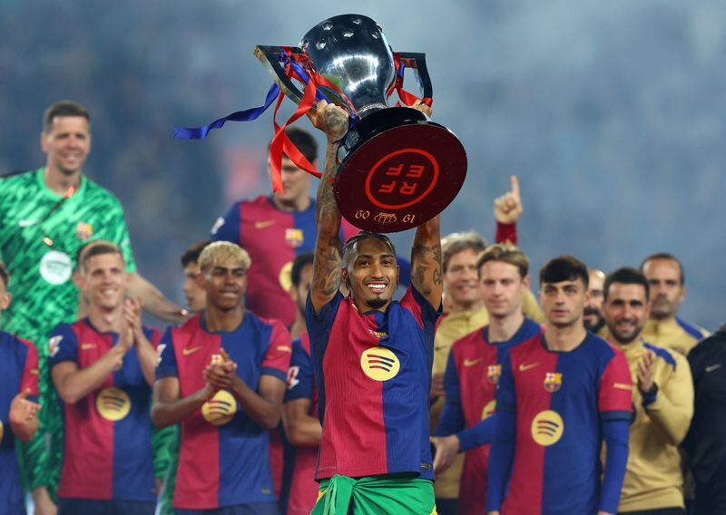 Barcelona quiere reforzar su plantel (Reuters)