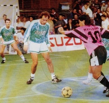 Picadito junto a Diego Maradona