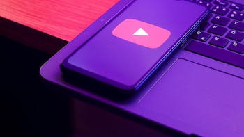 YouTube suspenderá temporalmente algunas funciones de los canales sospechosos de haber sido pirateados