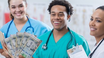 Eliminación del requisito de tesis