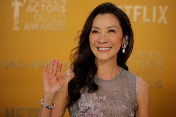 La decisión de Yeoh rompe con la tendencia de actrices que retornan por vínculos con Bond (REUTERS/Mike Blake)