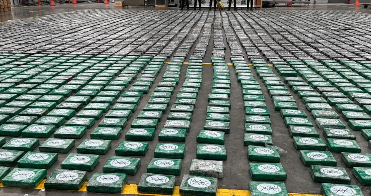 Las operaciones de interdicción han permitido, además, la incautación de más de 9.000 kilos de base y pasta de coca - crédito Policía Nacional