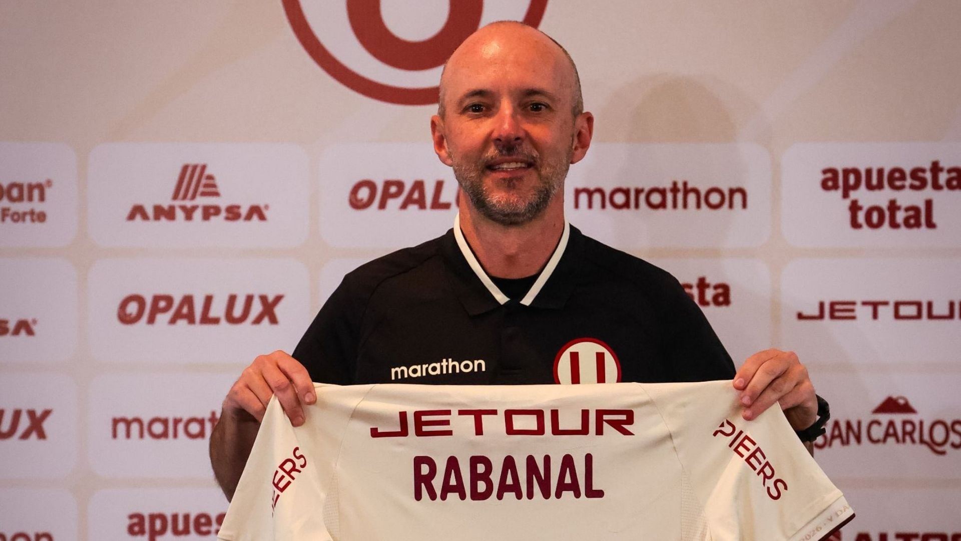 Javier Rabanal tomó insólita medida para pretemporada de Universitario: “Solo habrá amistosos a puertas cerradas”