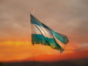 La bandera de la República Argentina