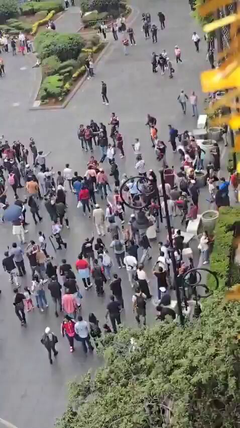 Fueron 8 los funcionarios públicos que fueron agredidos, todos con heridas leves.
Créditos: X/@XQestendenciaMX