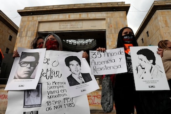 Familiares de personas fallecidas y