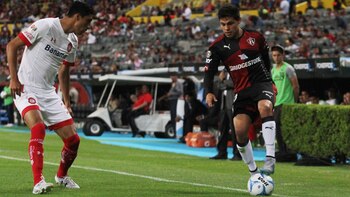 Jordan Silva (izquierda) y Alfonso