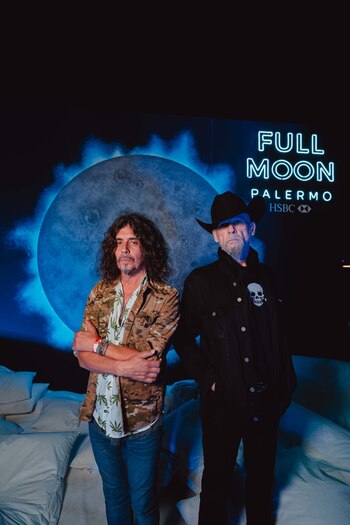 Fabian von quintiero junto al